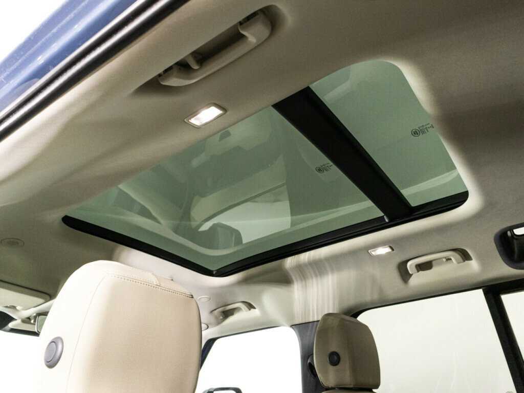 Land Rover Defender 2021 года с пробегом. Фото: #16