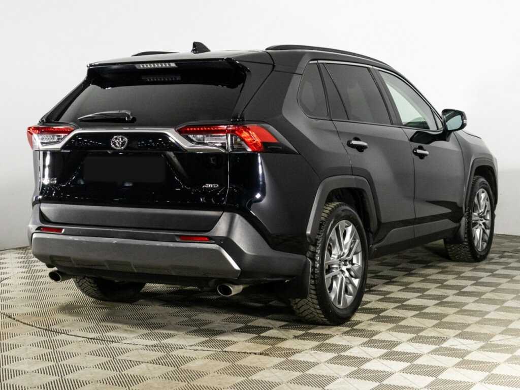 Toyota RAV4 2022 года с пробегом. Фото: #4