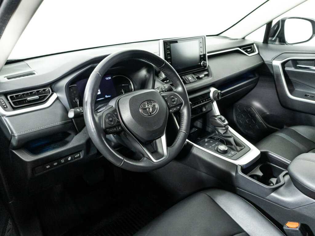 Toyota RAV4 2022 года с пробегом. Фото: #10