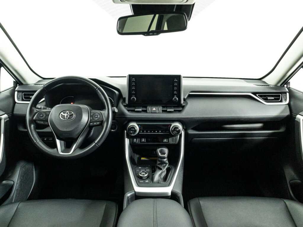 Toyota RAV4 2022 года с пробегом. Фото: #12