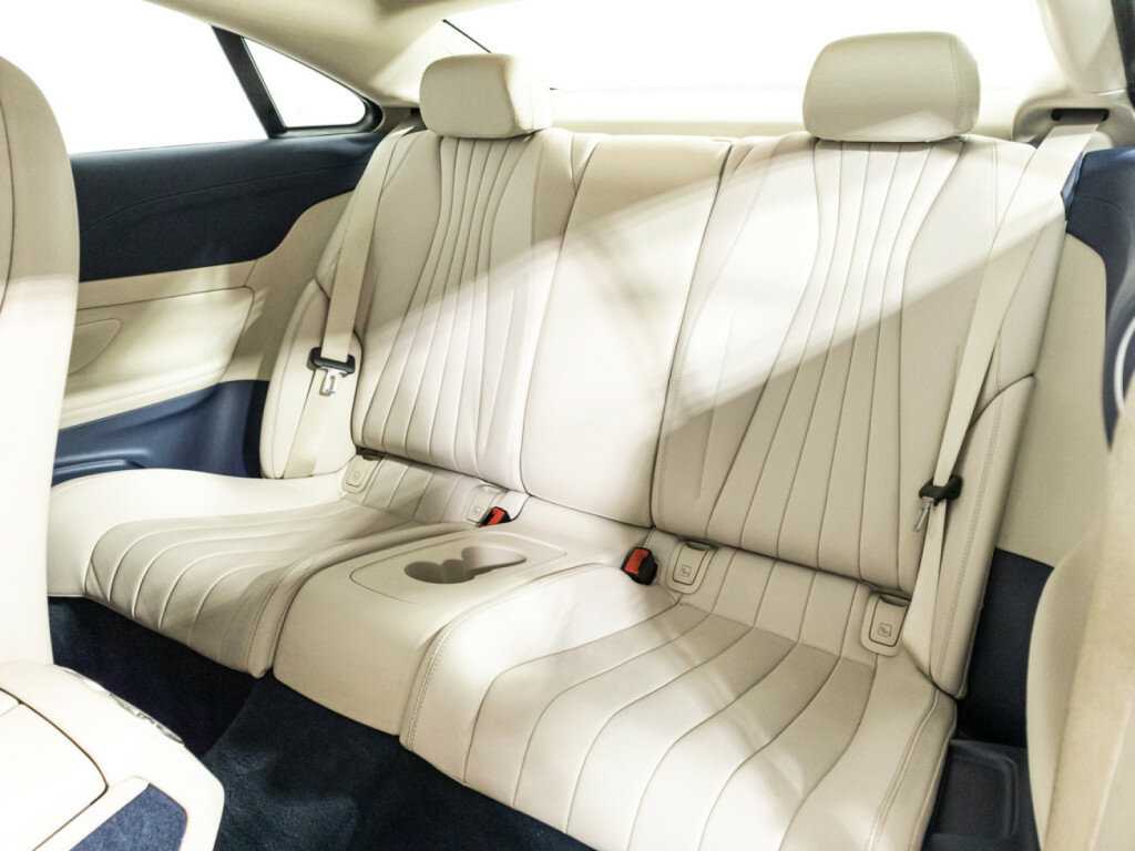 Mercedes-Benz E-Класс 2017 года с пробегом. Фото: #9