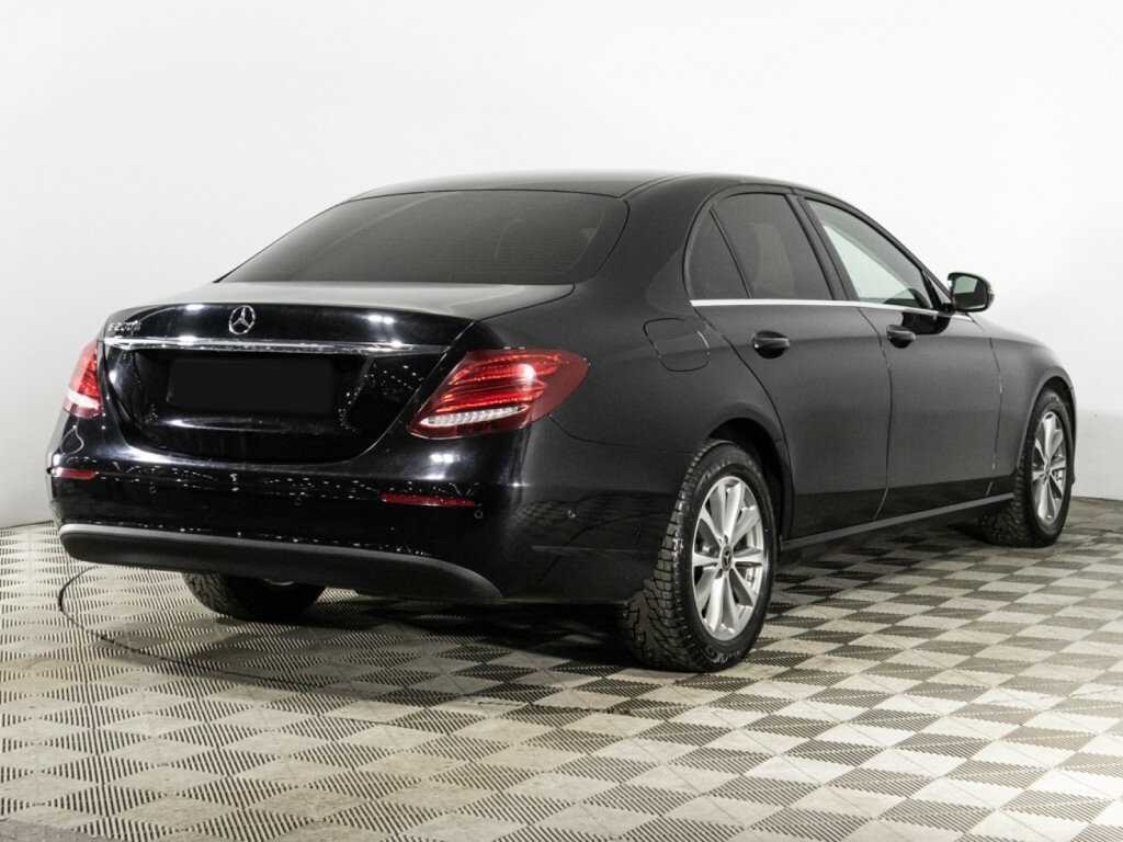 Mercedes-Benz E-Класс 2019 года с пробегом. Фото: #4