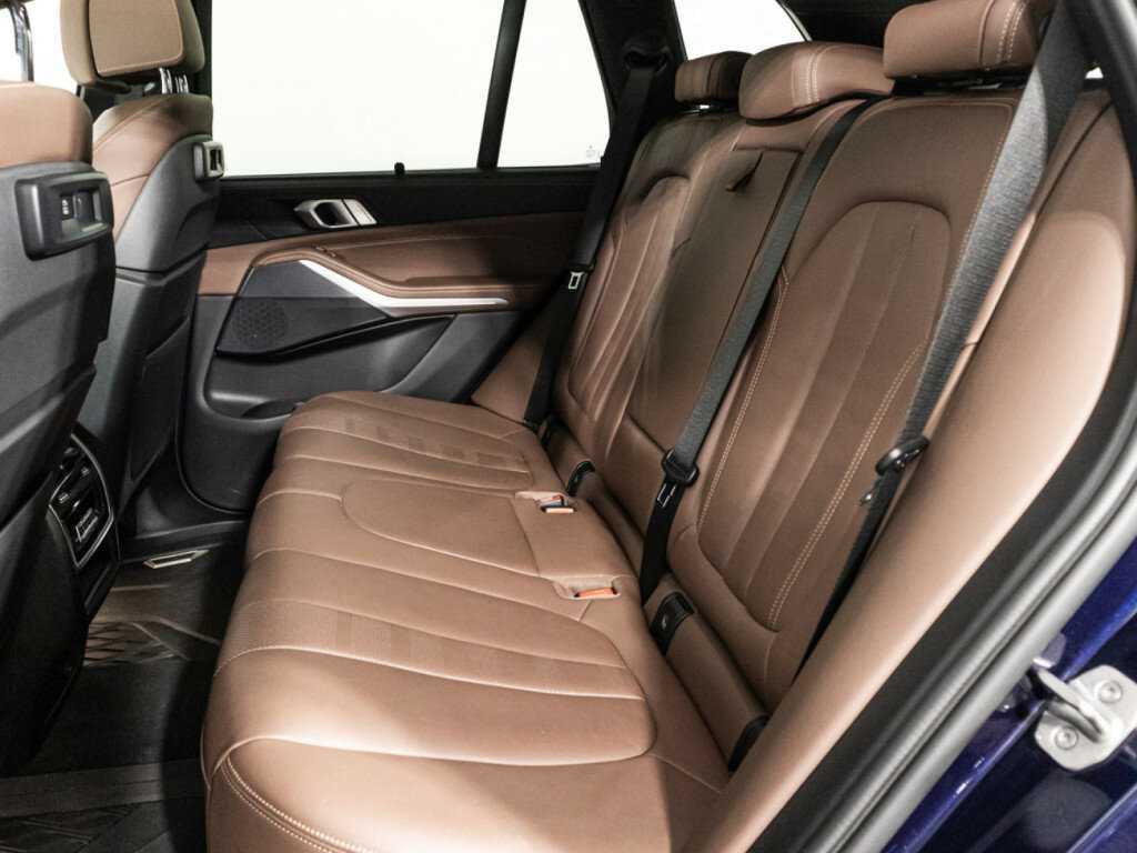 BMW X5 2021 года с пробегом. Фото: #9