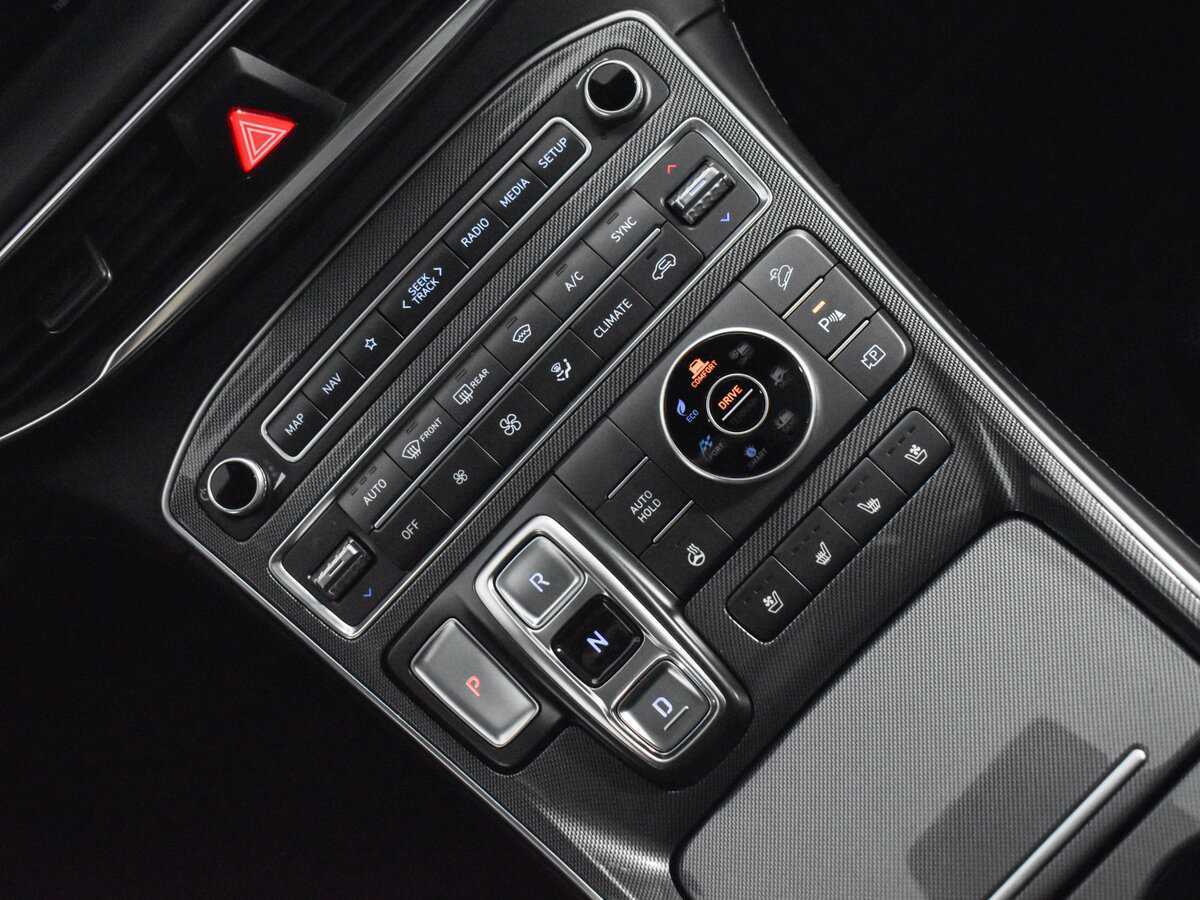 Hyundai Santa Fe 2021 года с пробегом. Фото: #19