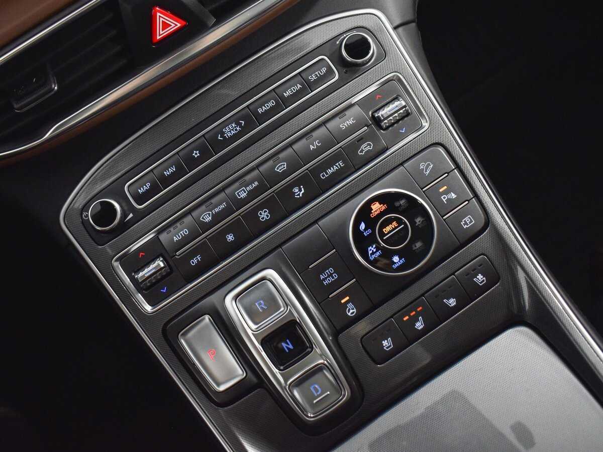 Hyundai Santa Fe 2021 года с пробегом. Фото: #22