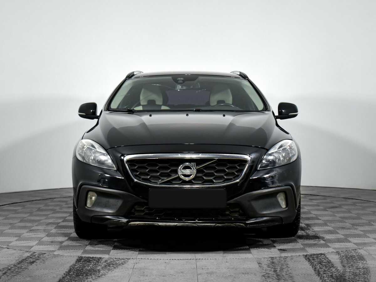 Volvo V40 2014 года с пробегом. Фото: #1