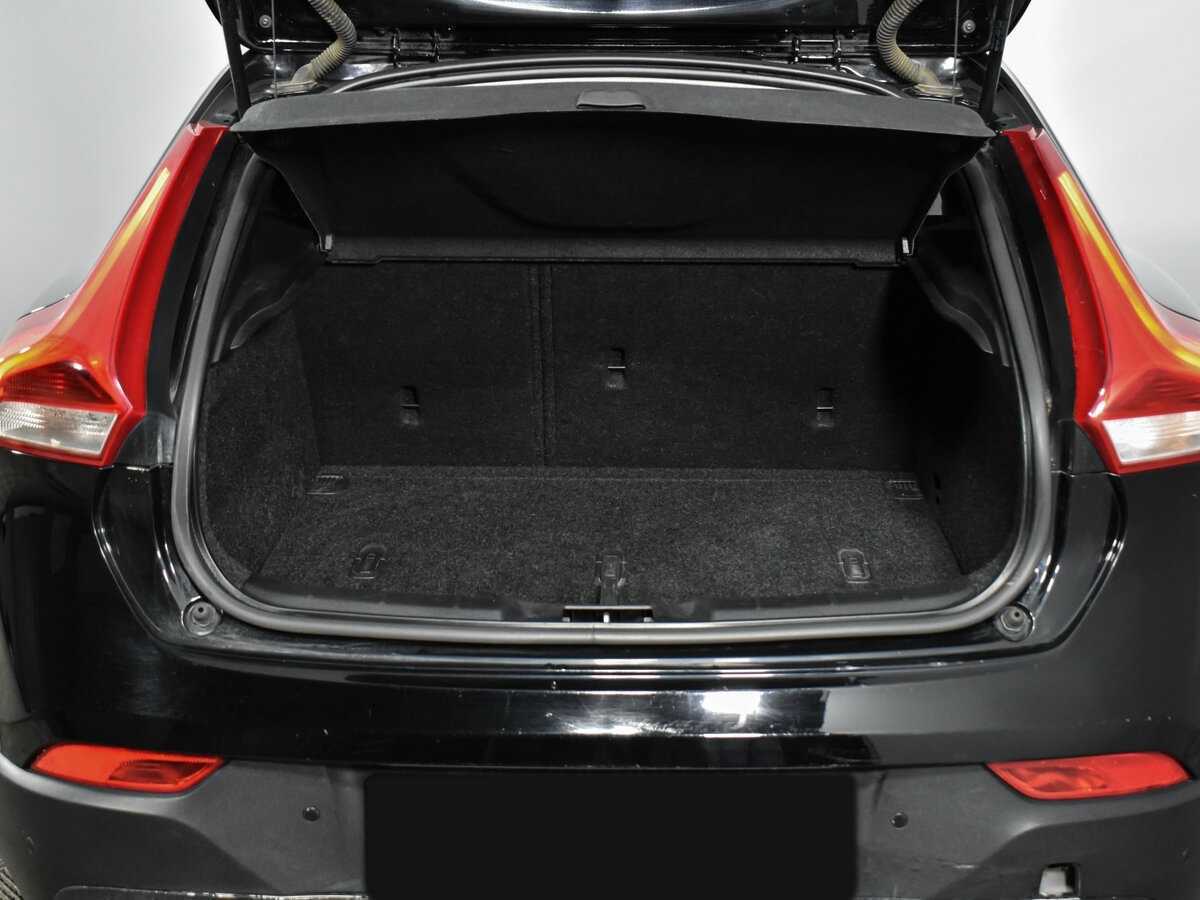 Volvo V40 2014 года с пробегом. Фото: #16