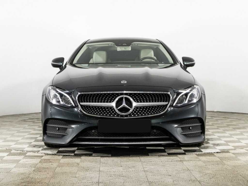 Mercedes-Benz E-Класс 2020 года с пробегом. Фото: #1