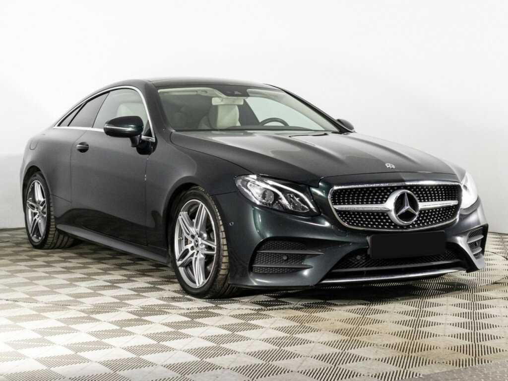 Mercedes-Benz E-Класс 2020 года с пробегом. Фото: #2