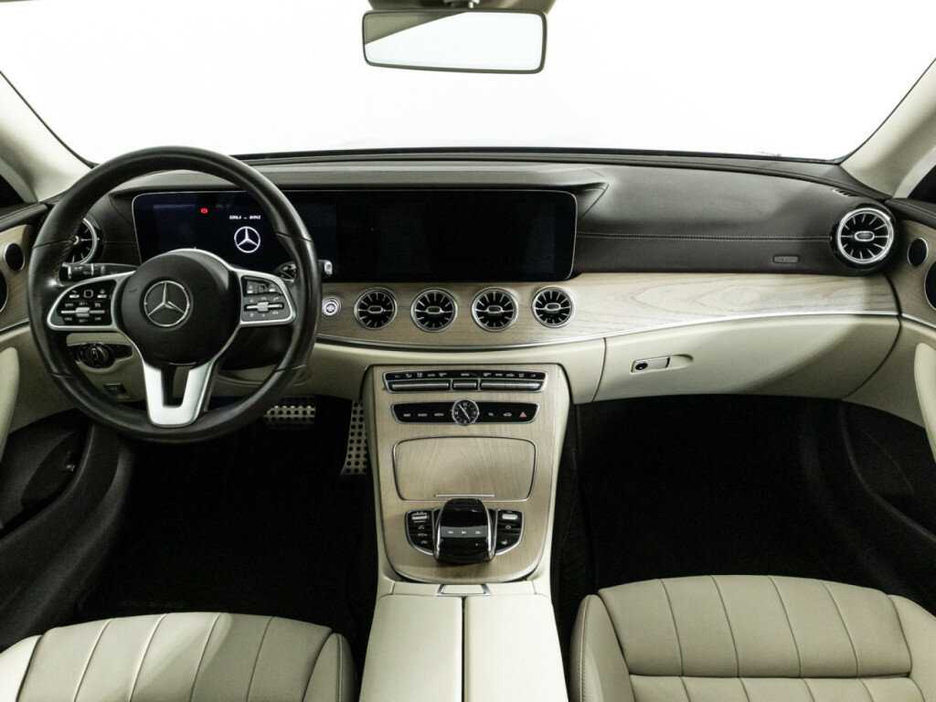 Mercedes-Benz E-Класс 2020 года с пробегом. Фото: #12