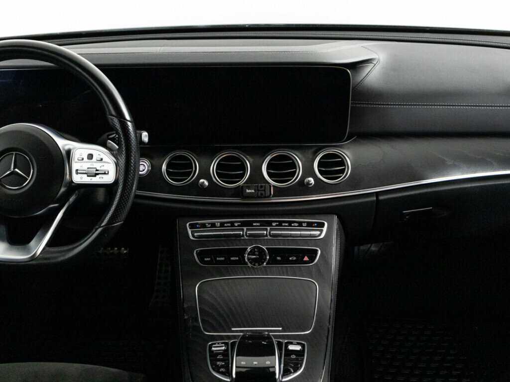 Mercedes-Benz E-Класс 2019 года с пробегом. Фото: #11