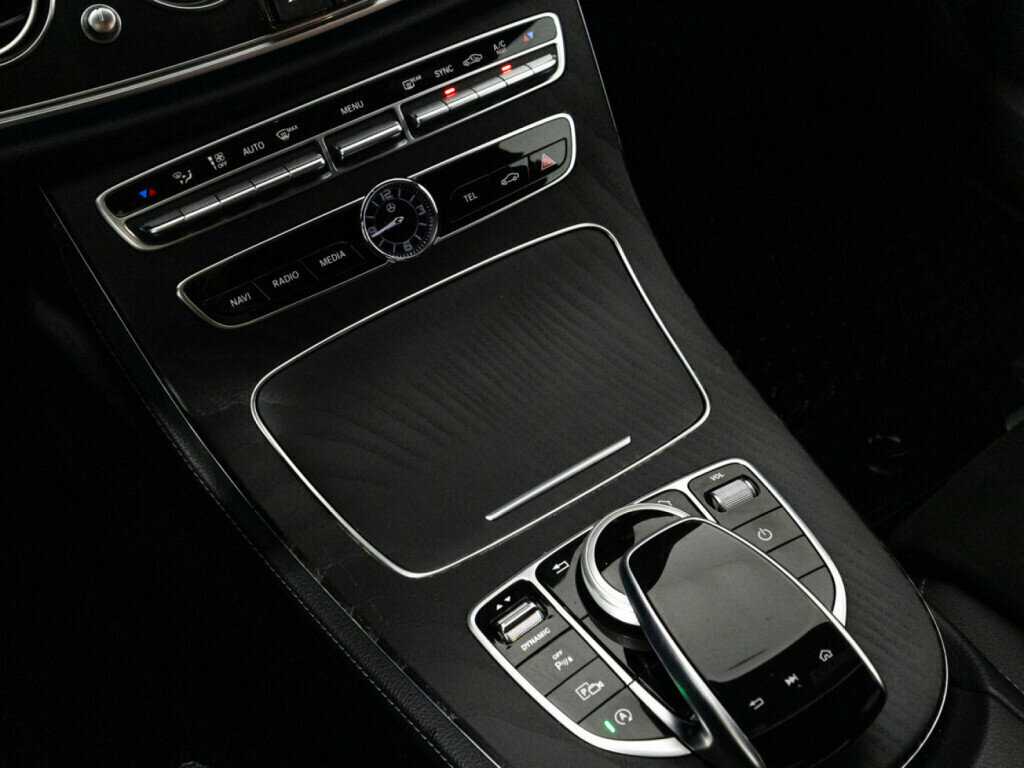 Mercedes-Benz E-Класс 2019 года с пробегом. Фото: #14