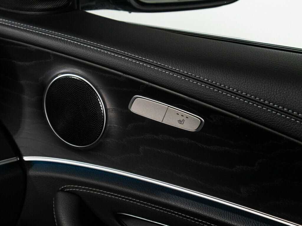 Mercedes-Benz E-Класс 2019 года с пробегом. Фото: #16