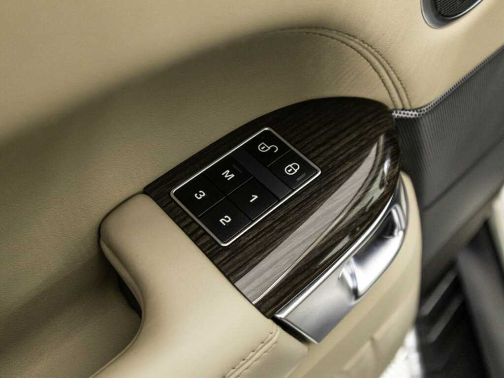 Land Rover Range Rover Sport 2014 года с пробегом. Фото: #17