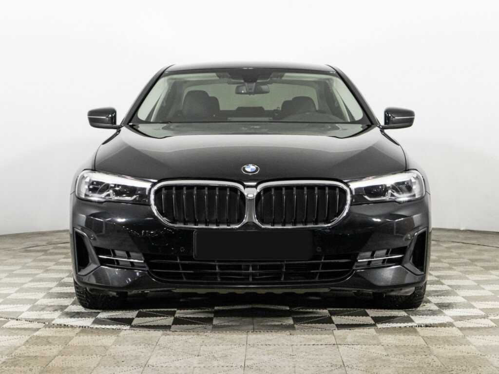 BMW 5 серии 2020 года с пробегом. Фото: #1
