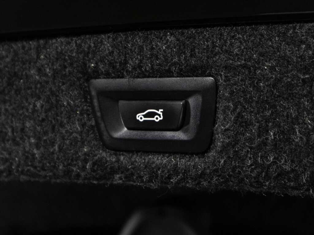 BMW 5 серии 2020 года с пробегом. Фото: #23