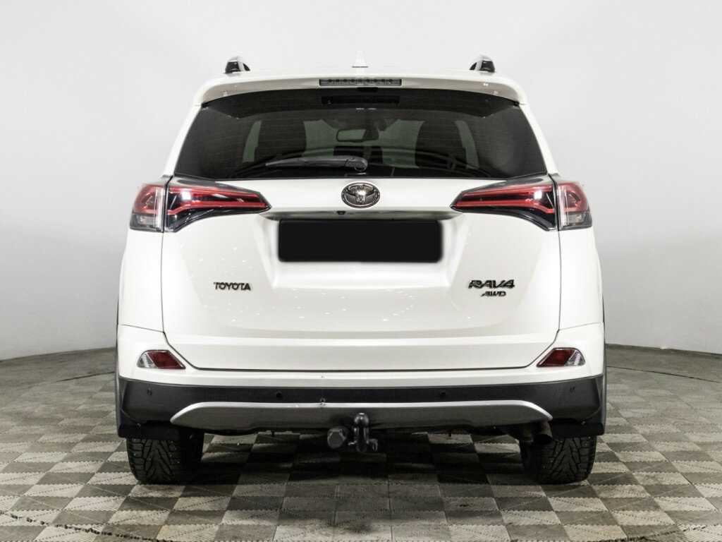 Toyota RAV4 2017 года с пробегом. Фото: #5