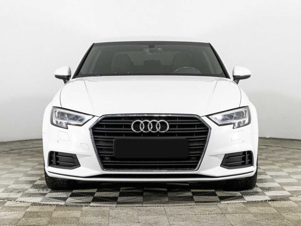 Audi A3 2019 года с пробегом. Фото: #1