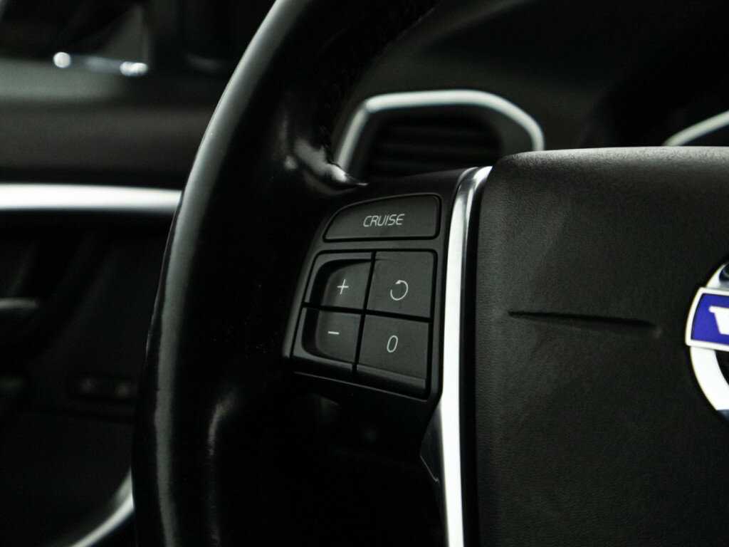 Volvo V60 Cross Country 2016 года с пробегом. Фото: #18