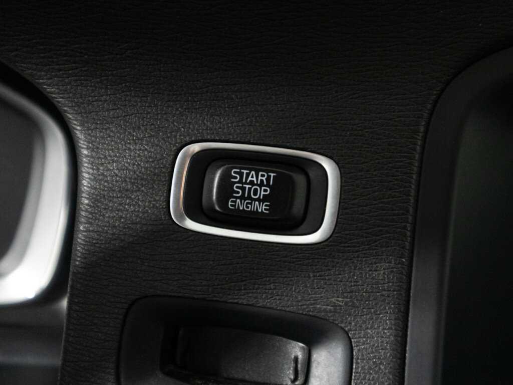 Volvo V60 Cross Country 2016 года с пробегом. Фото: #19