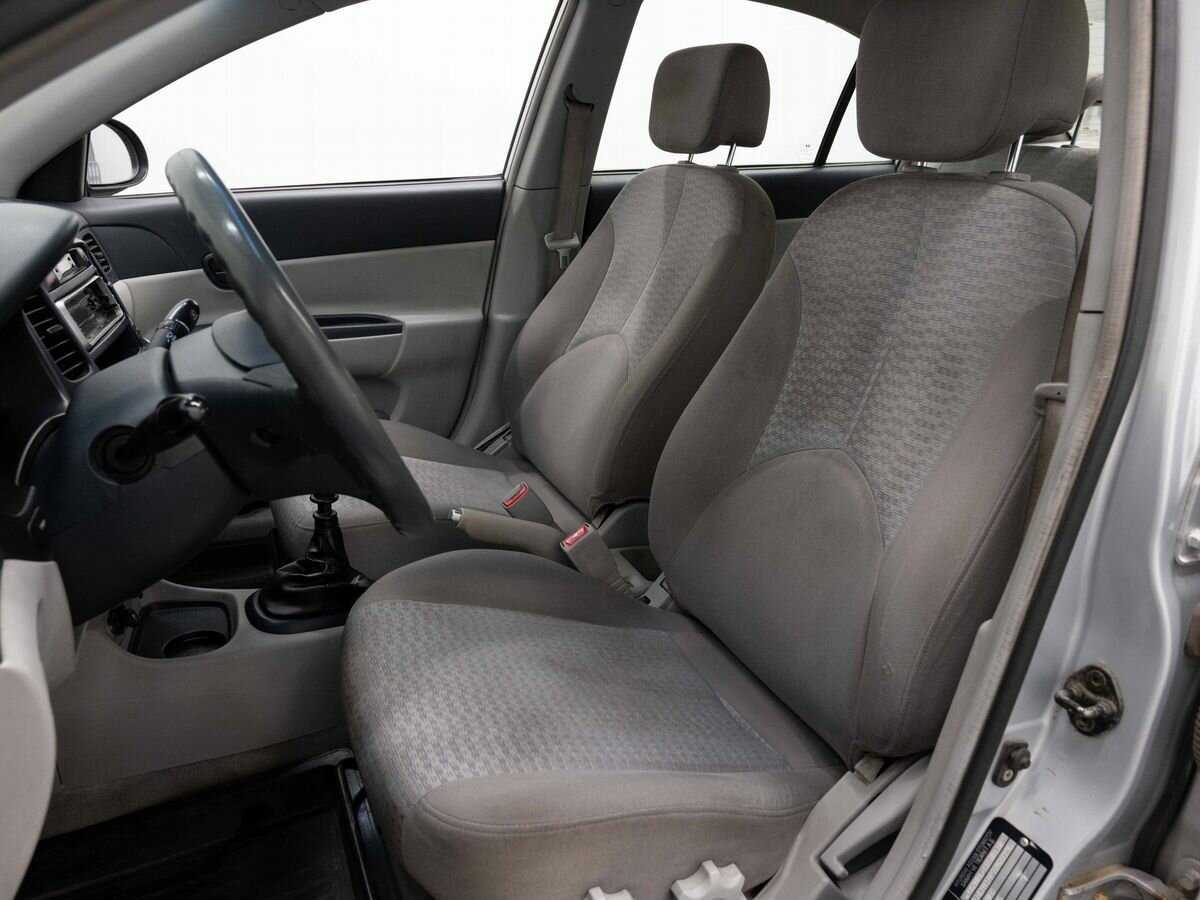 Hyundai Verna 2006 года с пробегом. Фото: #7