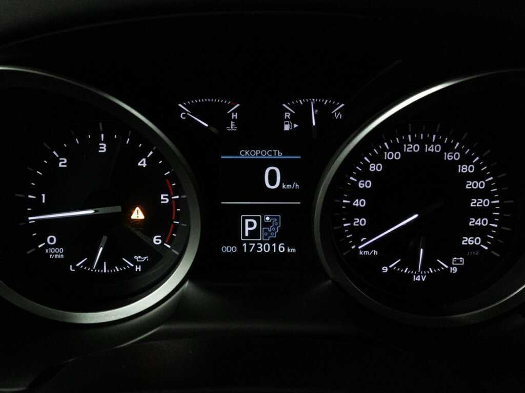 Toyota Land Cruiser 2013 года с пробегом. Фото: #11