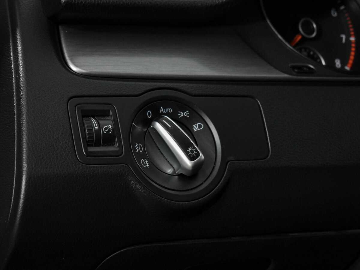 Volkswagen Passat 2011 года с пробегом. Фото: #9