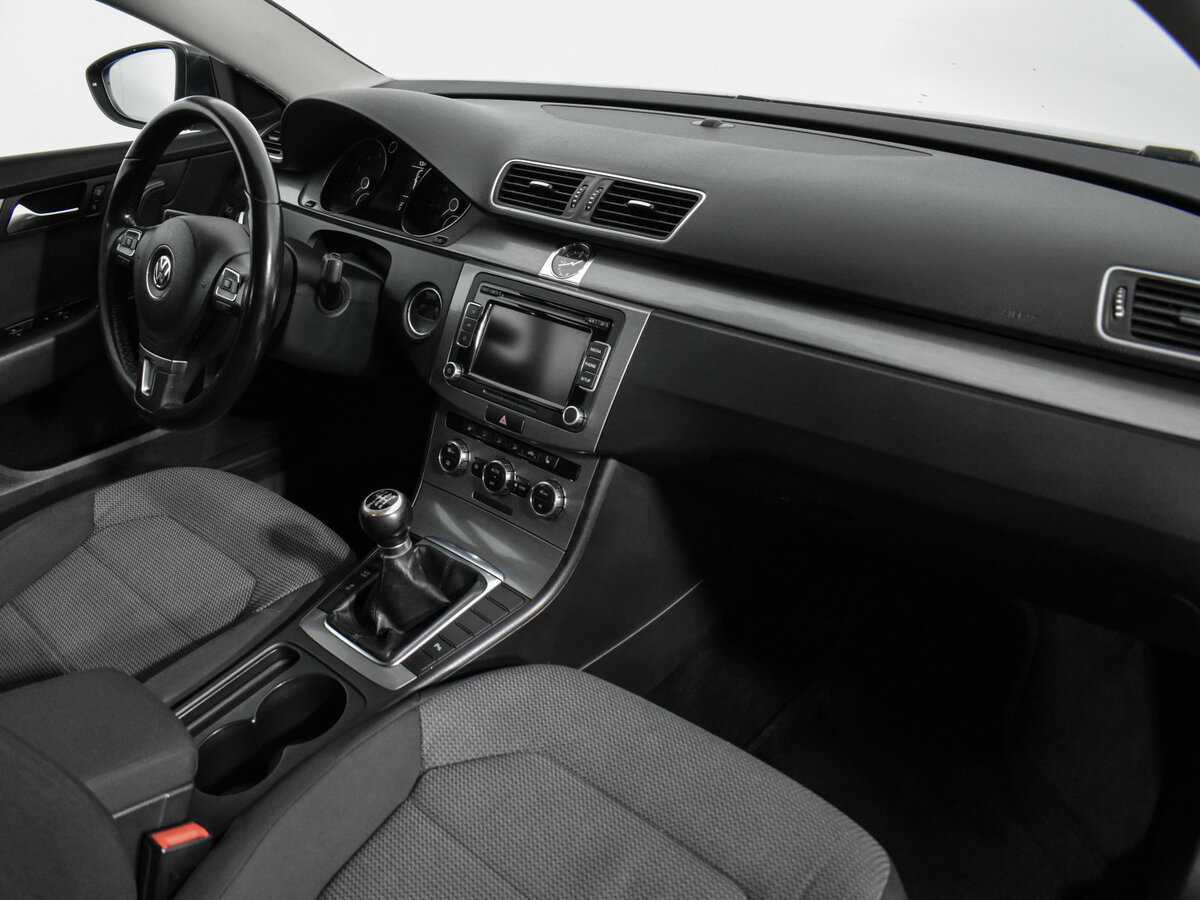 Volkswagen Passat 2011 года с пробегом. Фото: #13