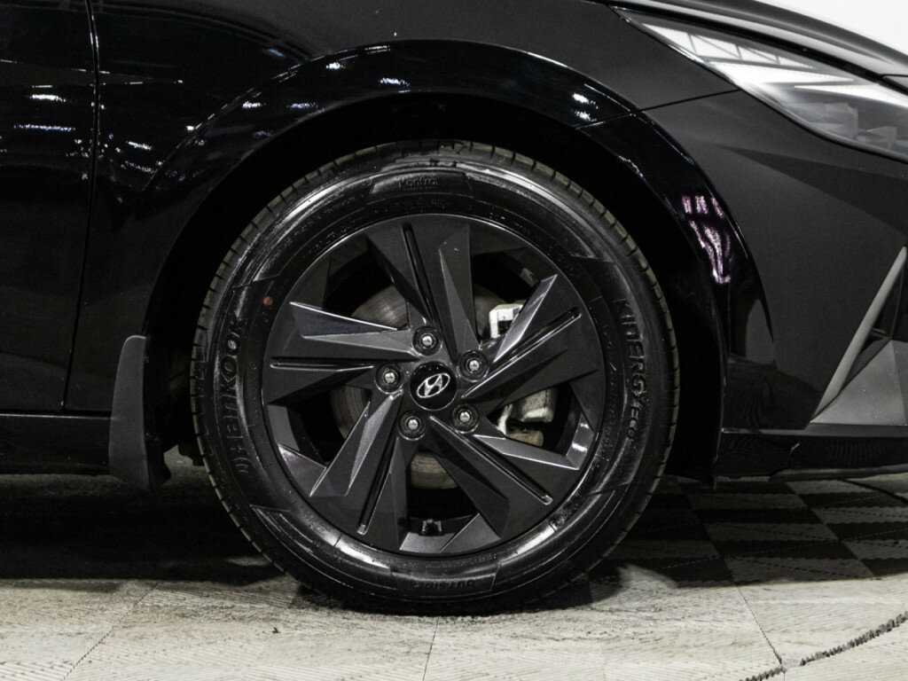 Hyundai Elantra 2021 года с пробегом. Фото: #23