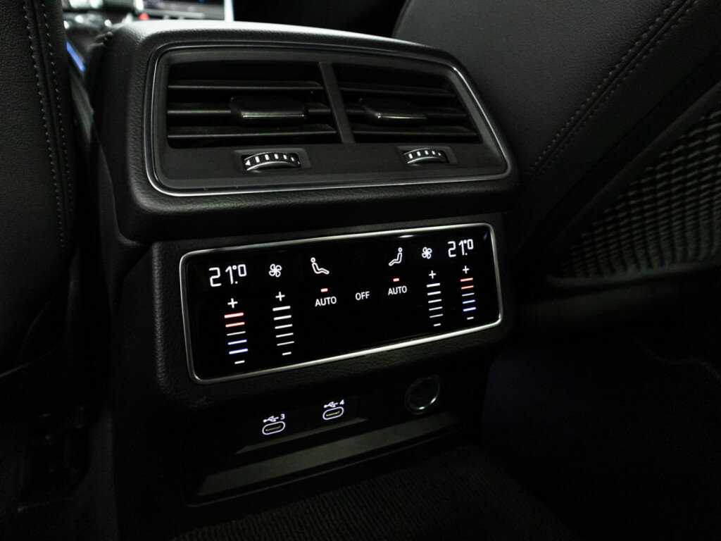 Audi A6 2021 года с пробегом. Фото: #22