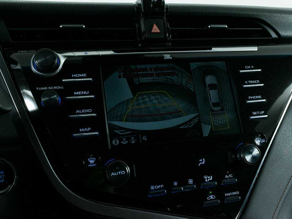 Toyota Camry 2018 года с пробегом. Фото: #19