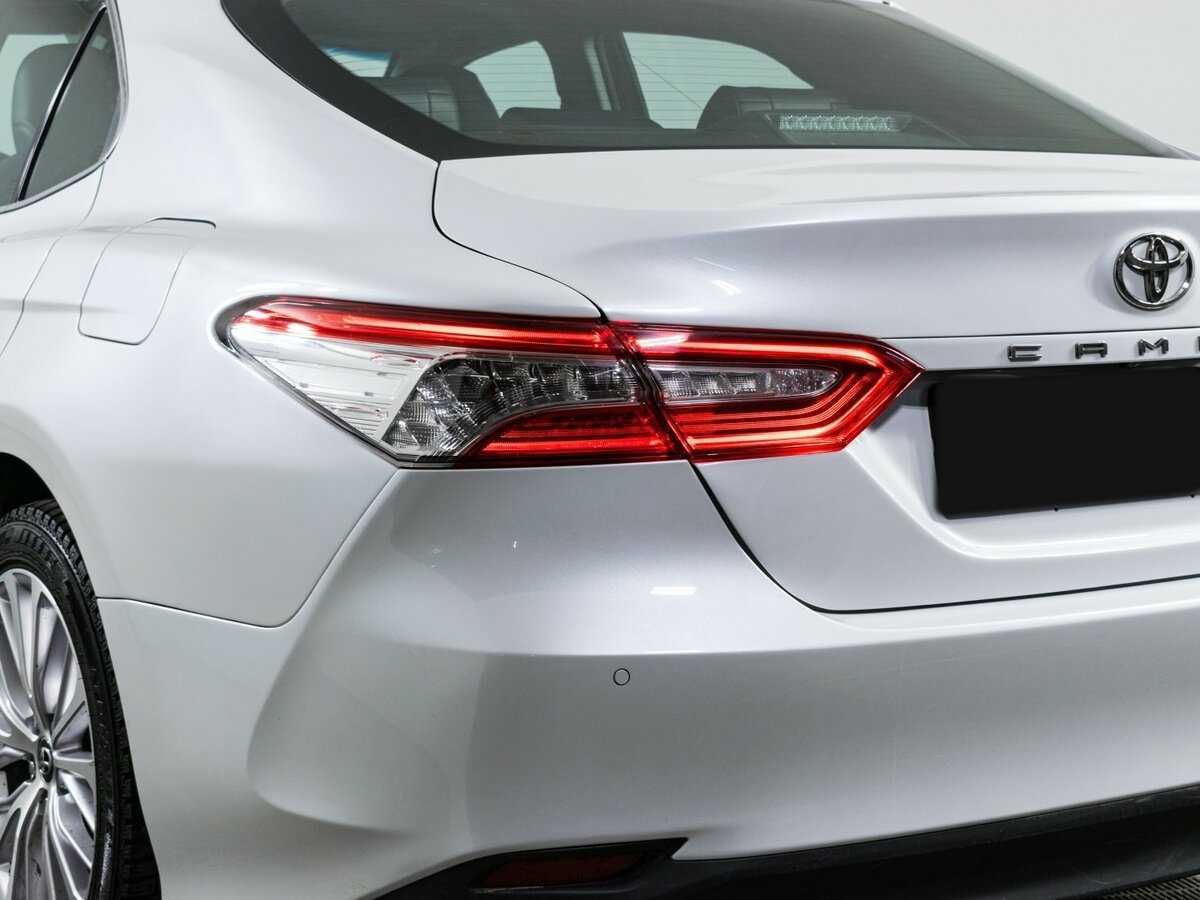 Toyota Camry 2018 года с пробегом. Фото: #21