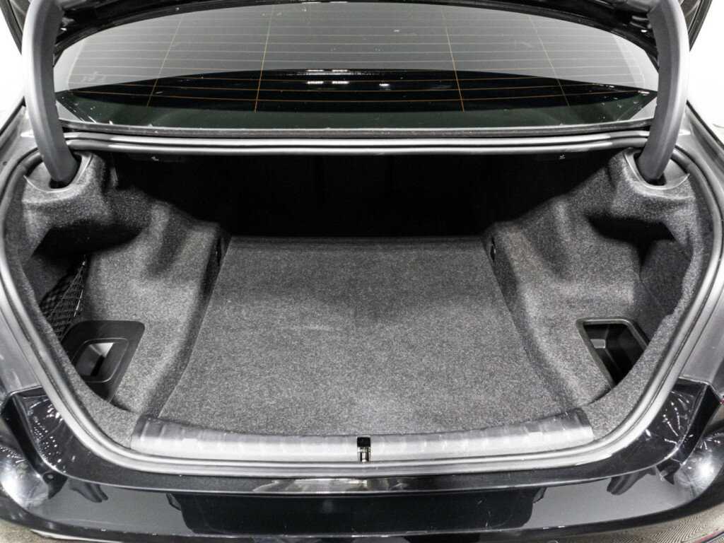 BMW 5 серии 2020 года с пробегом. Фото: #14