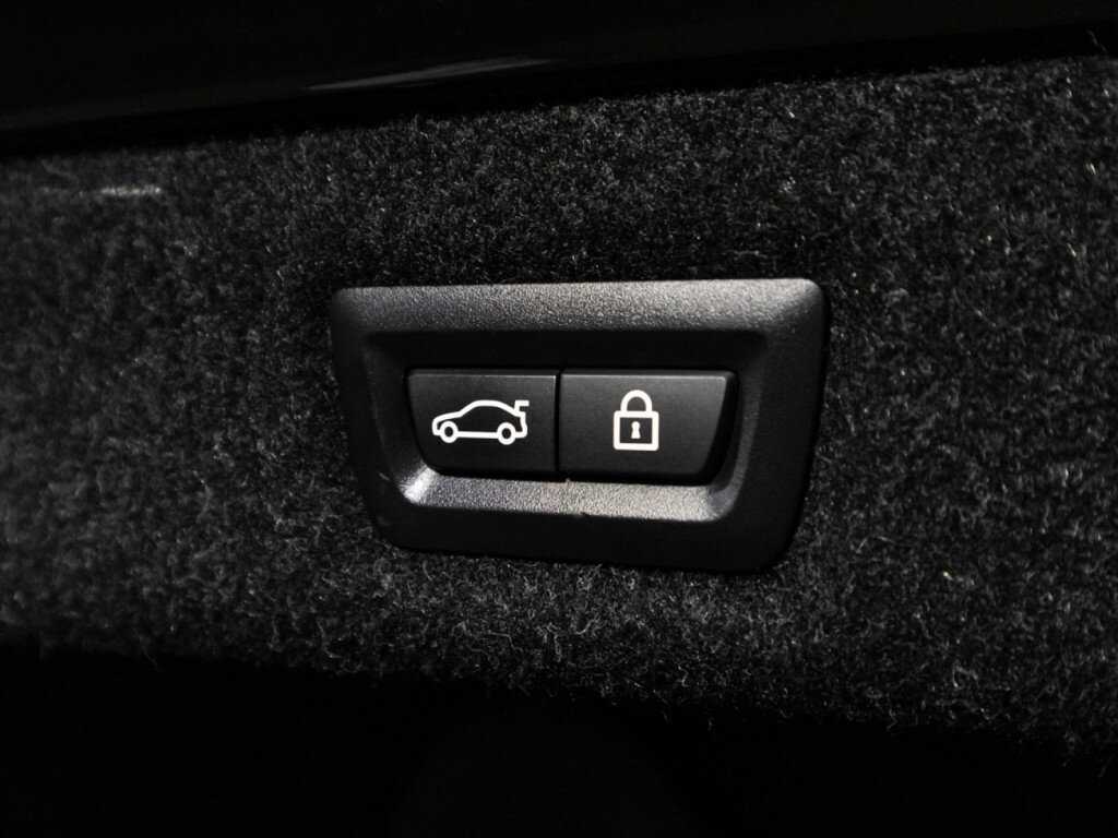 BMW 5 серии 2020 года с пробегом. Фото: #15