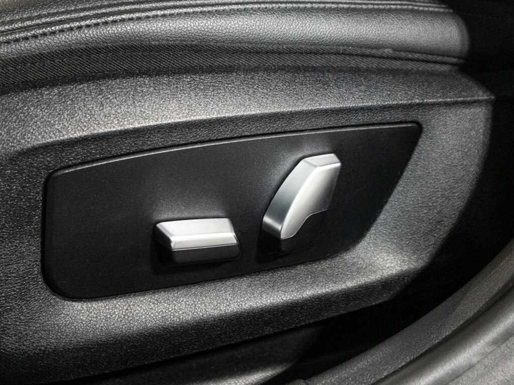 BMW 5 серии 2020 года с пробегом. Фото: #17