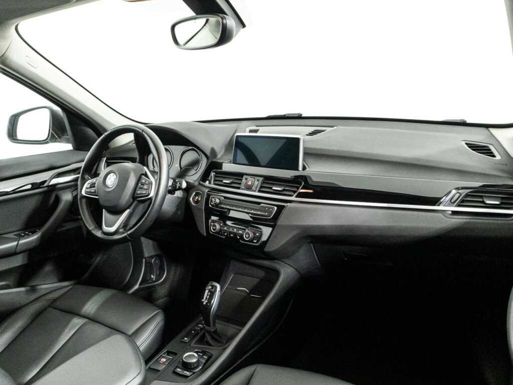 BMW X1 2021 года с пробегом. Фото: #8