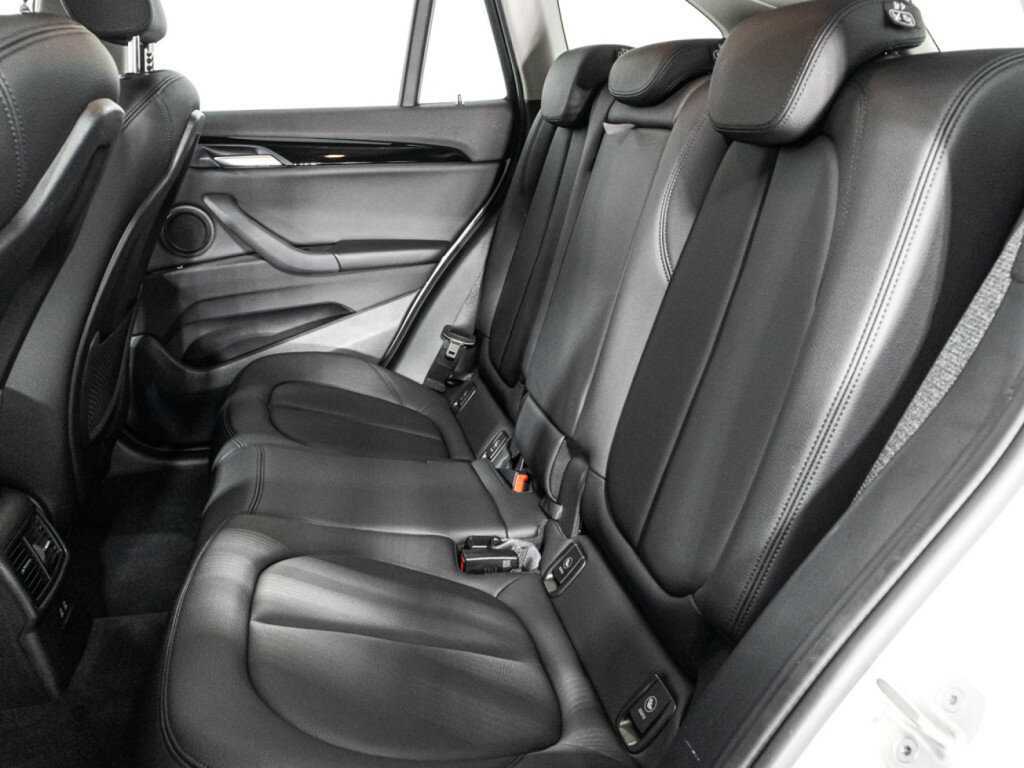 BMW X1 2021 года с пробегом. Фото: #9