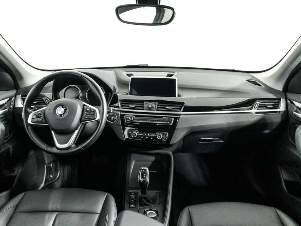 BMW X1 2021 года с пробегом. Фото: #12