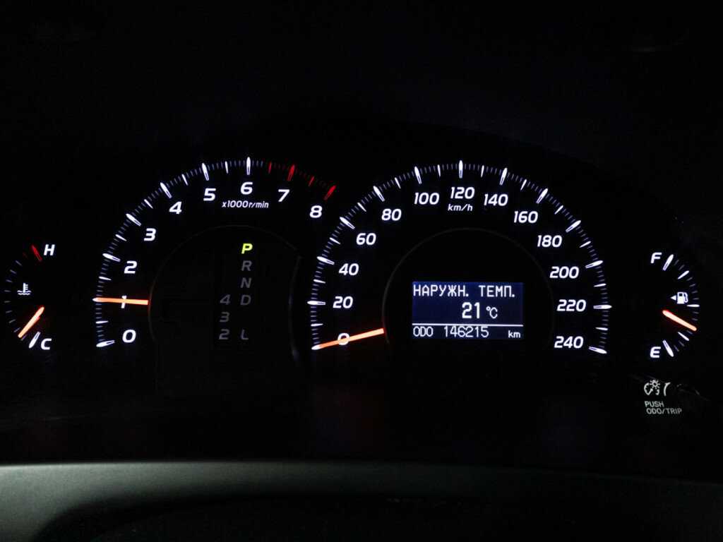 Toyota Camry 2010 года с пробегом. Фото: #11