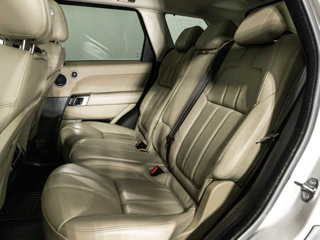 Land Rover Range Rover Sport 2015 года с пробегом. Фото: #9