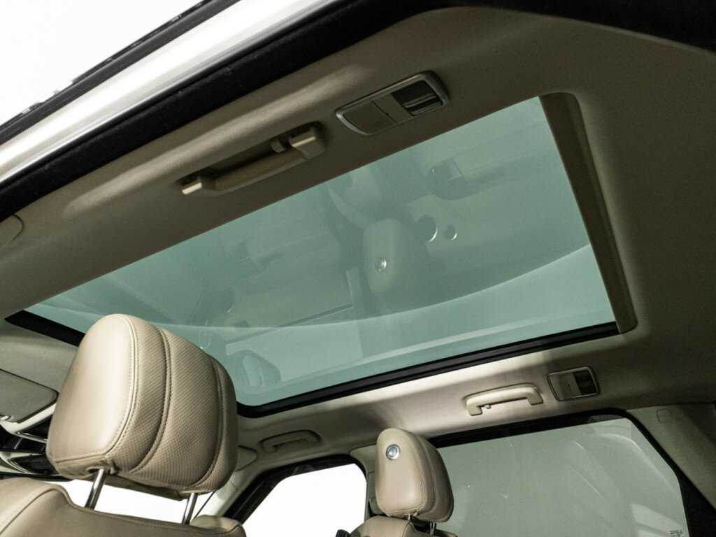 Land Rover Range Rover Sport 2015 года с пробегом. Фото: #16