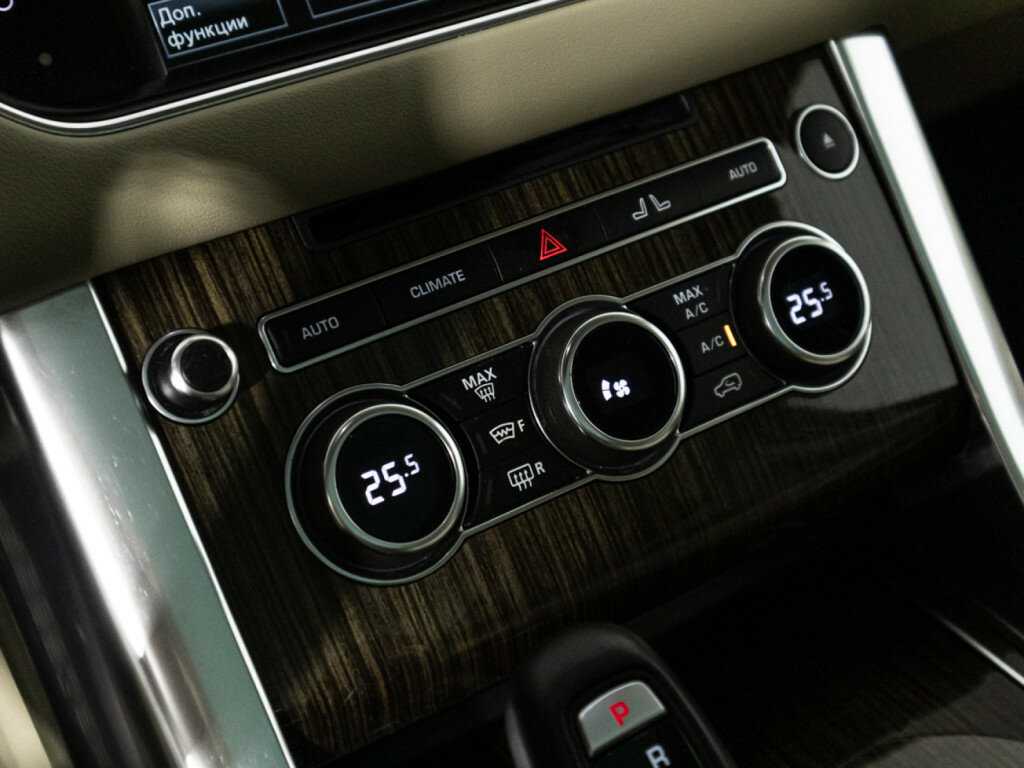 Land Rover Range Rover Sport 2015 года с пробегом. Фото: #22