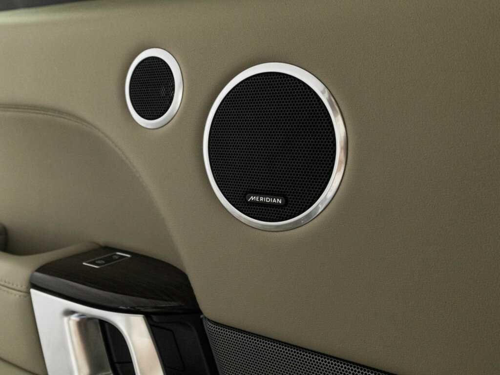 Land Rover Range Rover Sport 2015 года с пробегом. Фото: #24