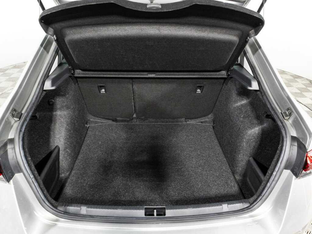 Б/У Шкода Рапид 2021 года. Фото: #14