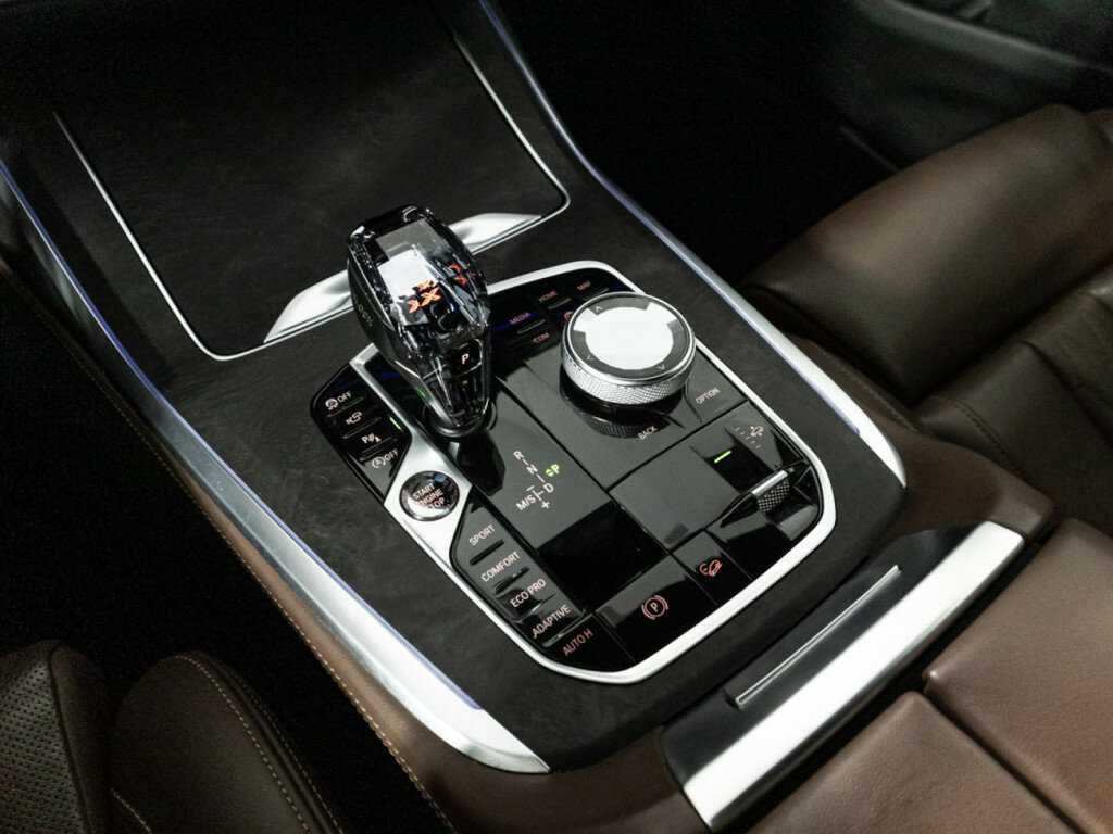 BMW X7 2022 года с пробегом. Фото: #24