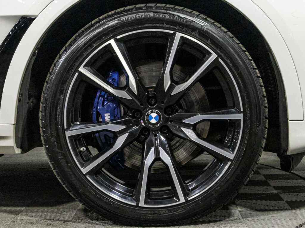 BMW X7 2022 года с пробегом. Фото: #38