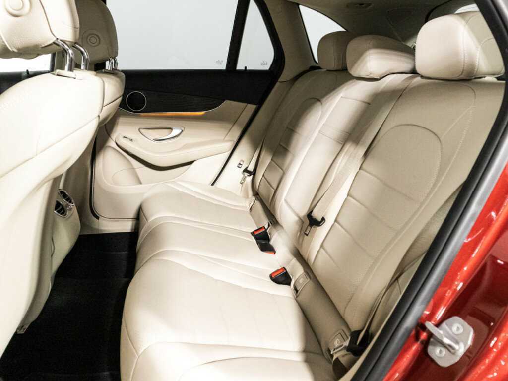 Mercedes-Benz GLC 2017 года с пробегом. Фото: #9