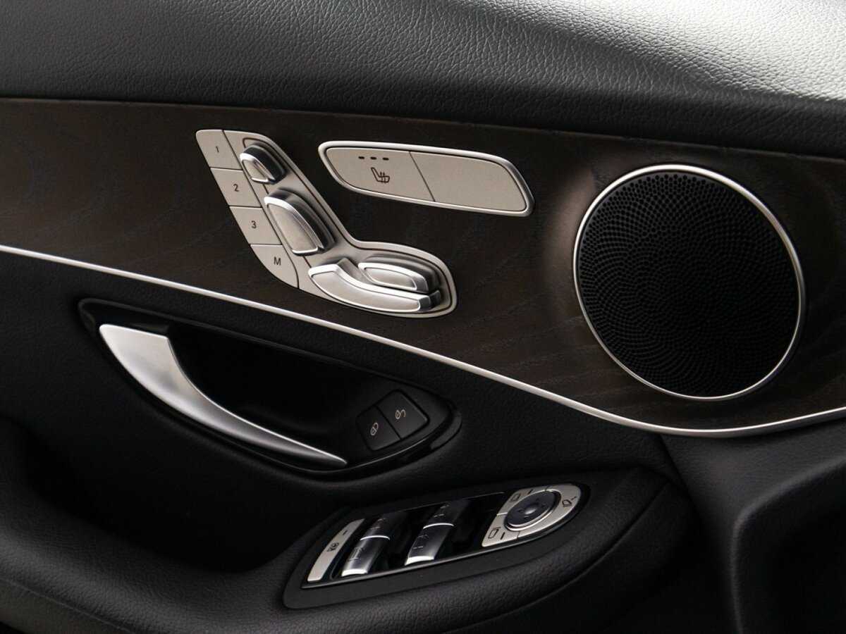 Mercedes-Benz GLC 2020 года с пробегом. Фото: #21