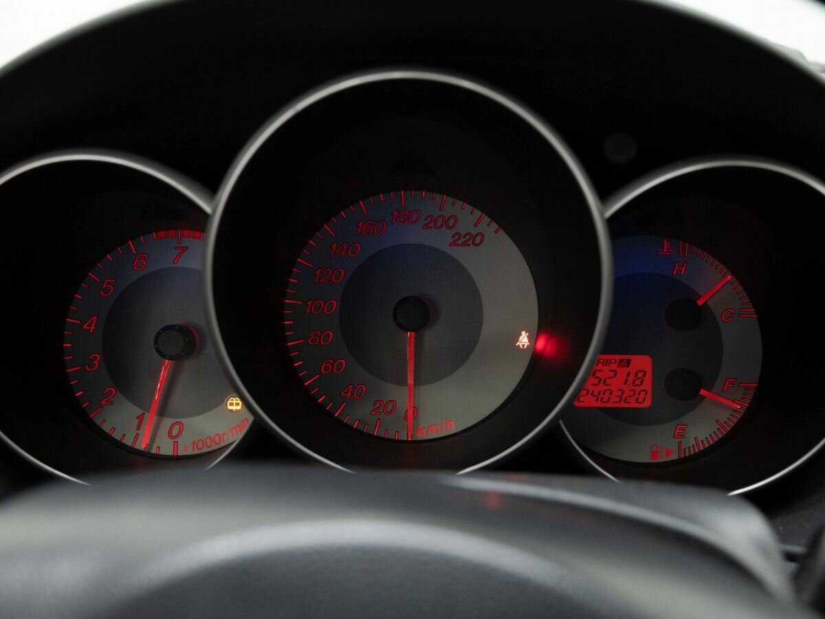 Mazda 3 2008 года с пробегом. Фото: #7