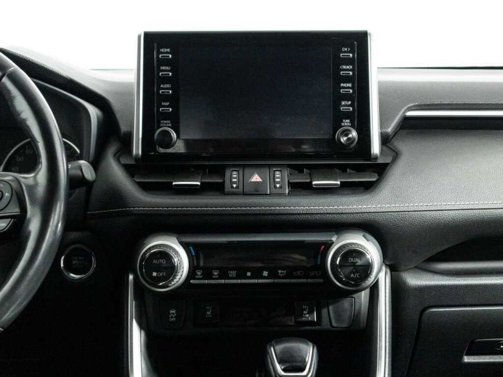 Toyota RAV4 2020 года с пробегом. Фото: #13